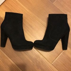 Mossimo black ankle boots, size 8